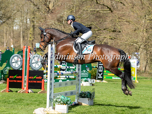 THT24---109