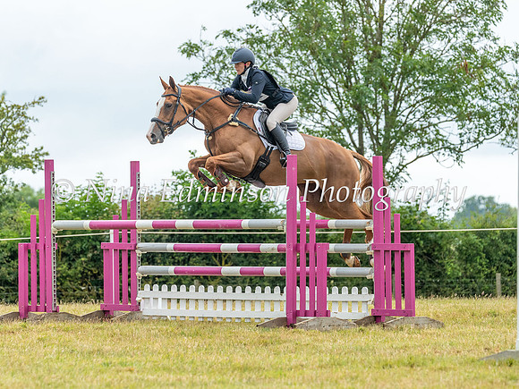 UPTON24---028