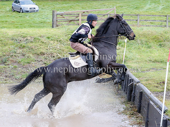 WYHT0877