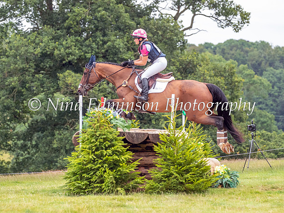 UPTON24---087